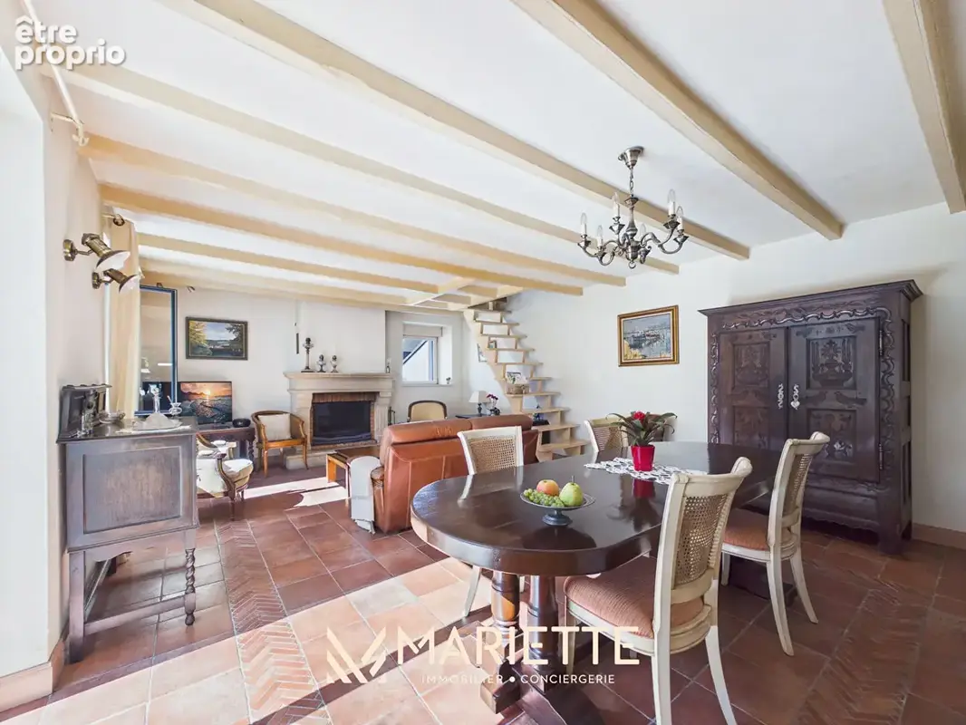 "KERBELL" Proche bourg - Maison aux beaux volumes en impasse - photo 6