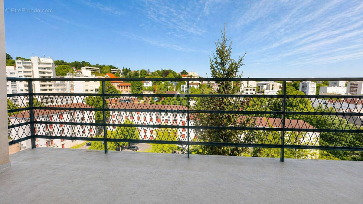 Appartement à SEVRES