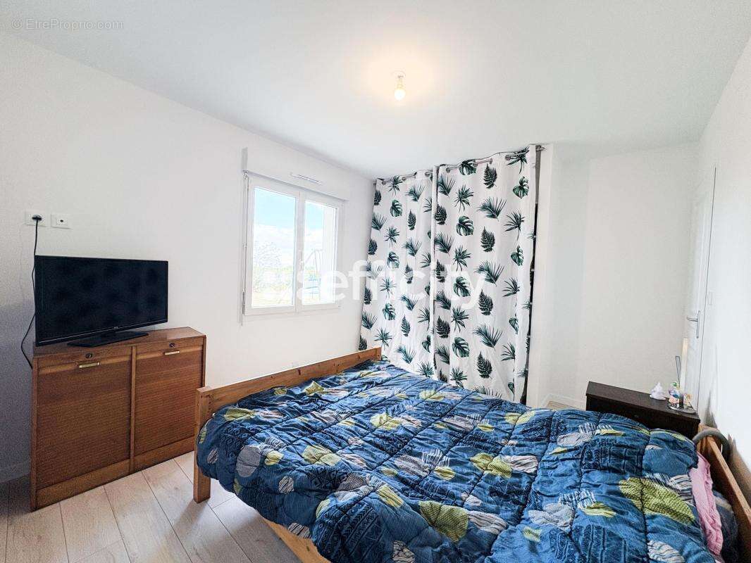 Maison 126 m² à Moyon  - photo 10