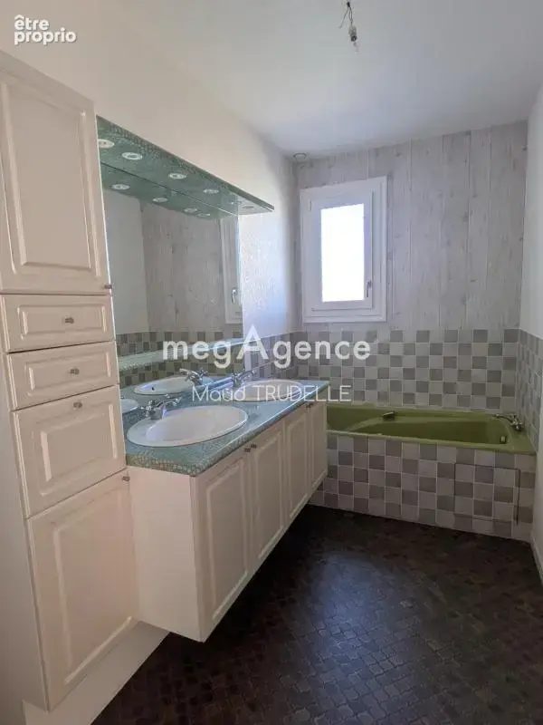 Spay bourg - 4/5chambres - photo 6