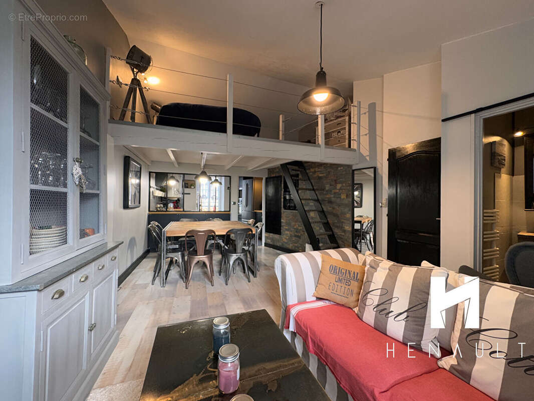 Appartement à SAINT-MARTIN-DE-RE