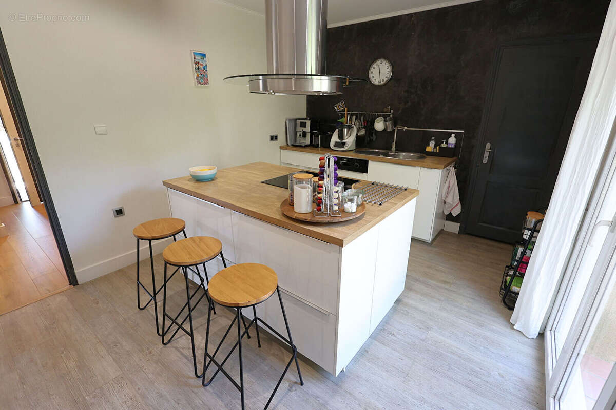 Villa Le Tignet 130 m² avec piscine et sous sol - photo 15