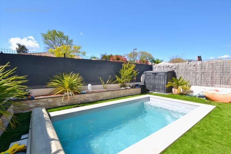 Maison à ESPONDEILHAN