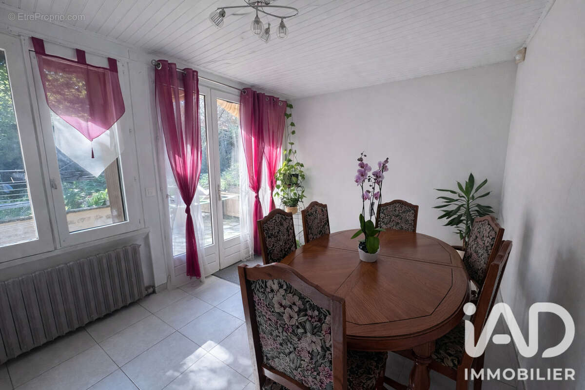 Maison 90 m² à Goussainville  - photo 3