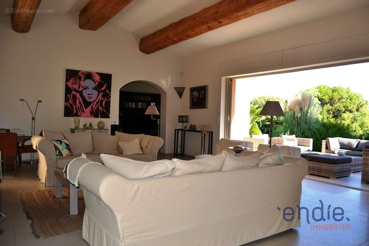 Maison à RAMATUELLE