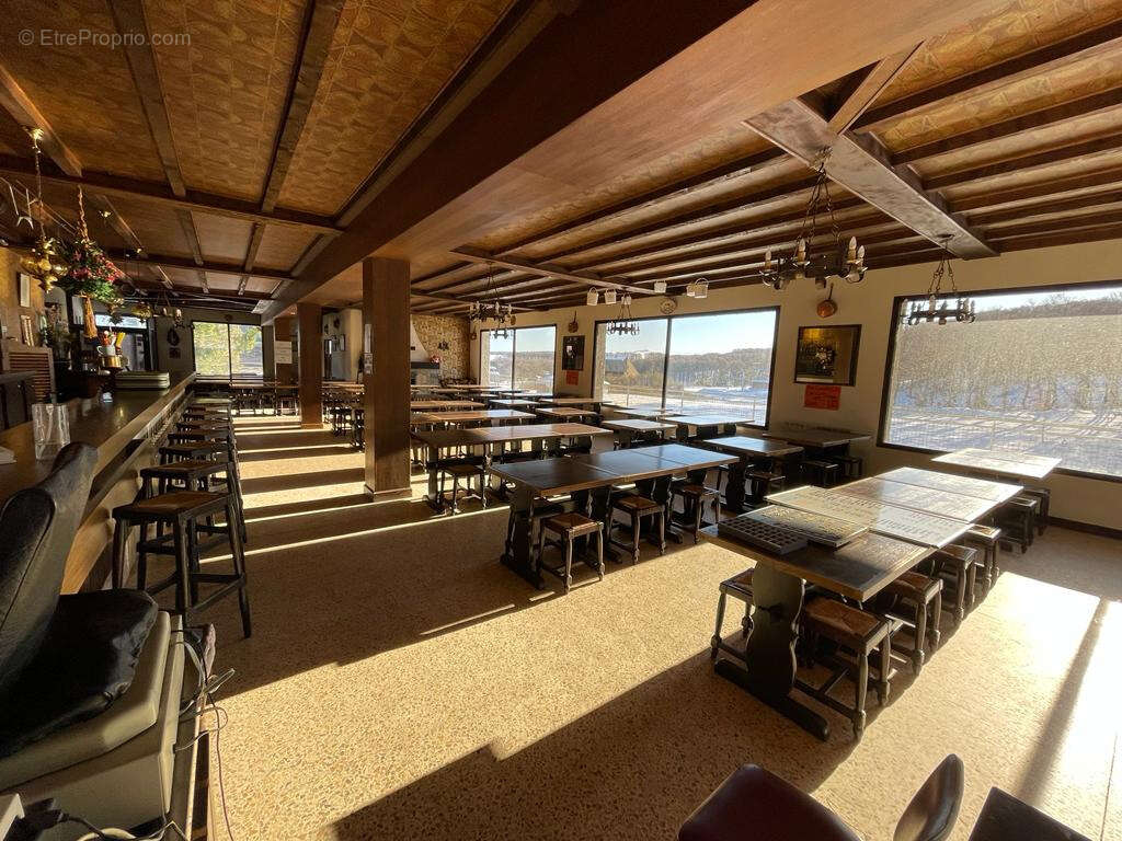 Commerce à LAGUIOLE