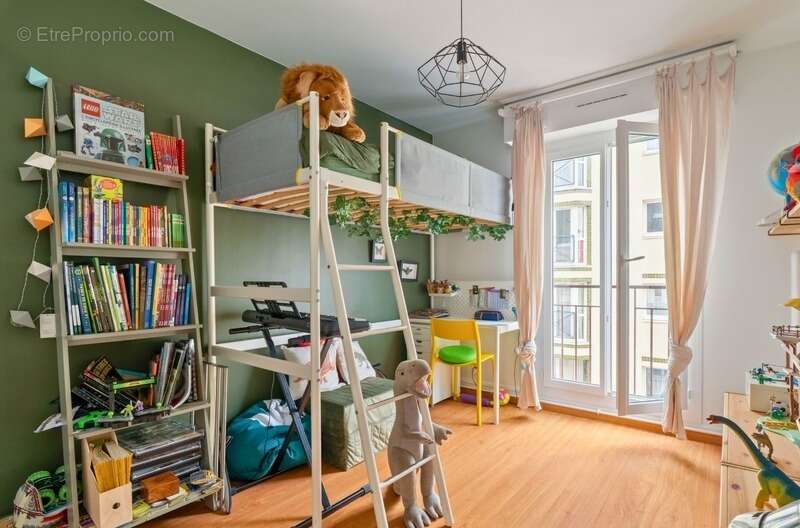 Appartement à NOGENT-SUR-MARNE