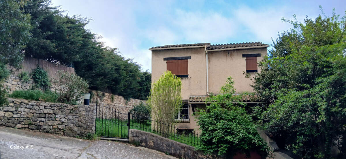 Maison à LE CANNET