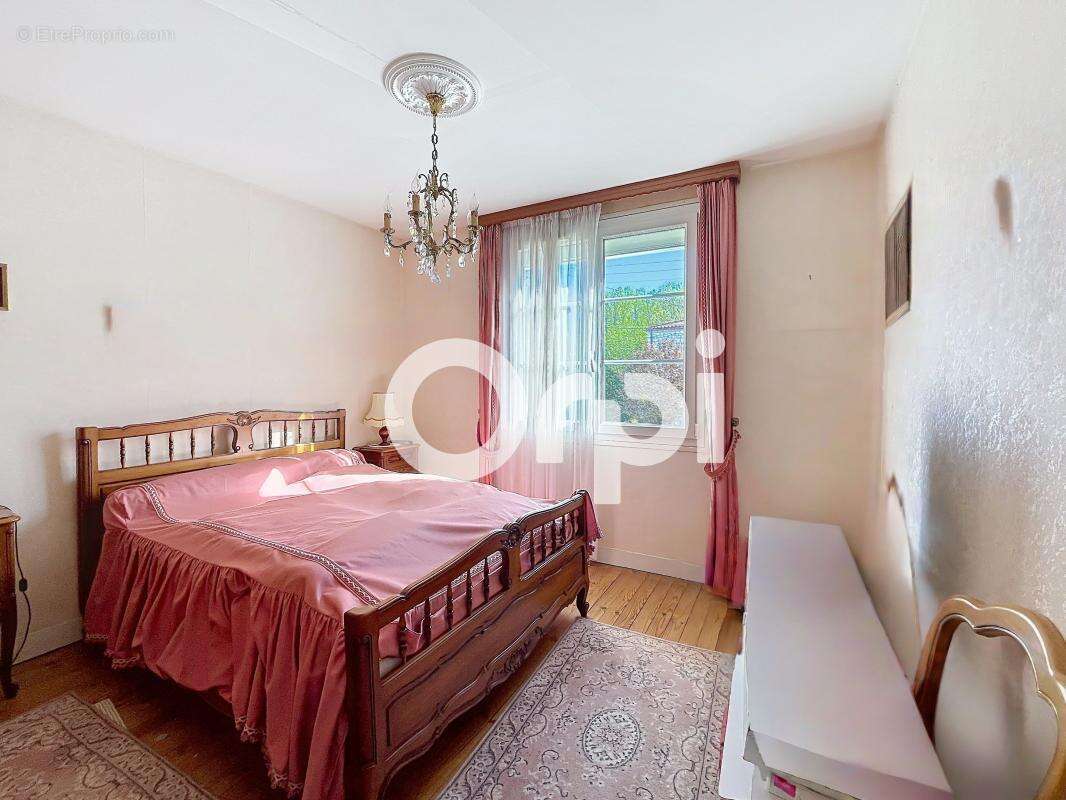 Maison à COULOUNIEIX-CHAMIERS