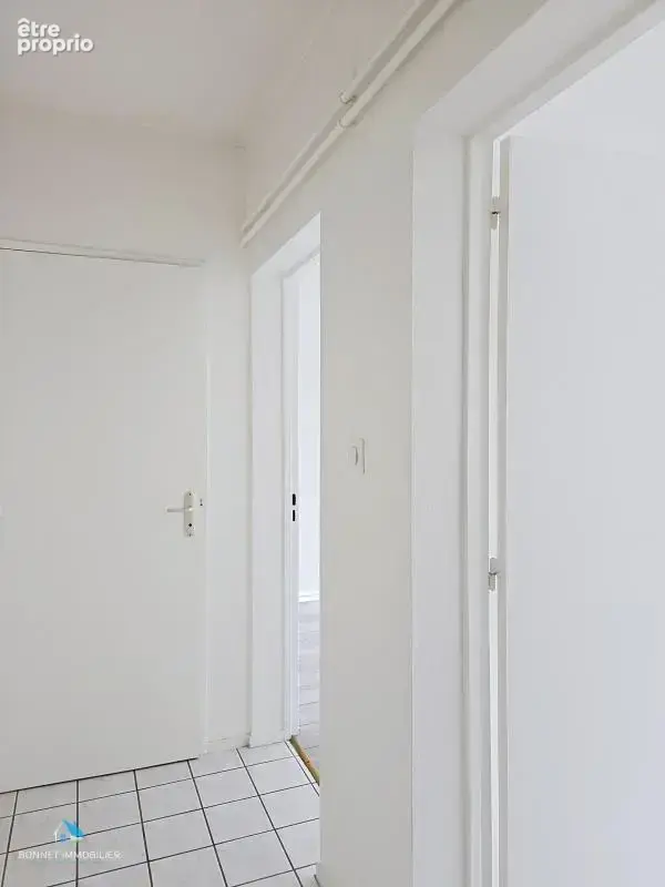 Appartement T3 - 2 chambres - 70 m² - photo 9