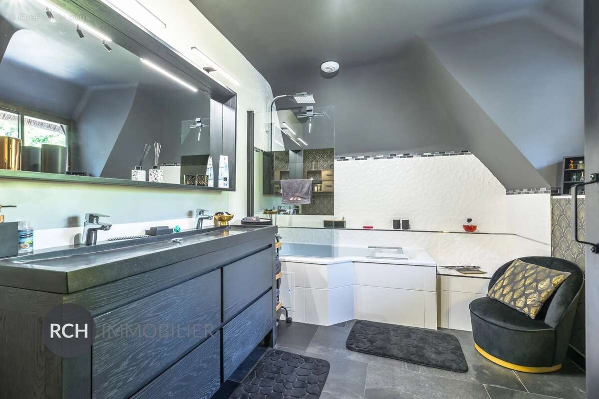 Maison à MONTFORT-L'AMAURY