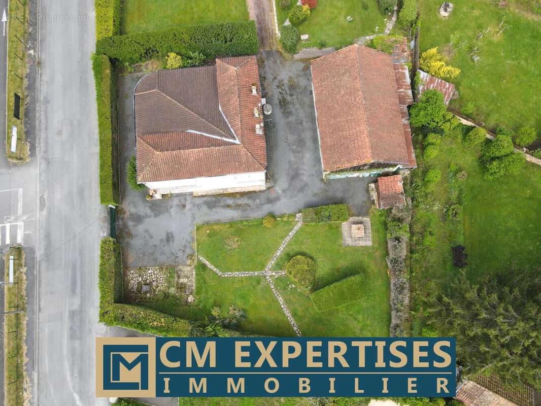 Maison à SAINT-ASTIER