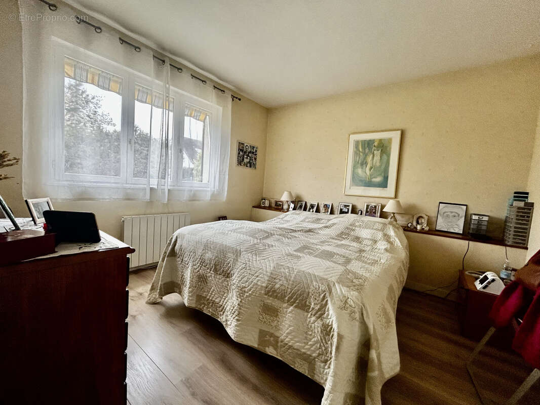Maison à FRENEUSE