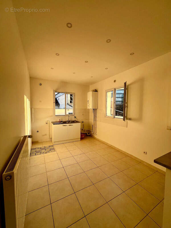 Nanterre / Chemin de l'ile - Maison individuelle en souplex - photo 4