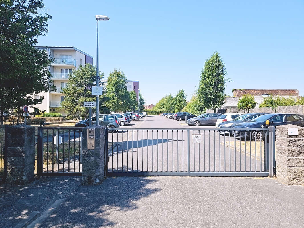 Duplex aux allures de maison / 62,25 m2 avec extérieur et parking privatif   Marly, secteur Rhonelle - photo 27