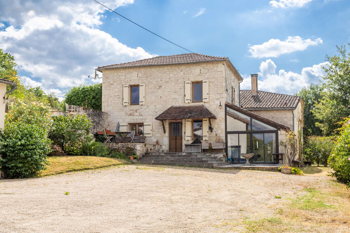 Maison de campagne, annexe, jardin, piscine, granges. - photo 14
