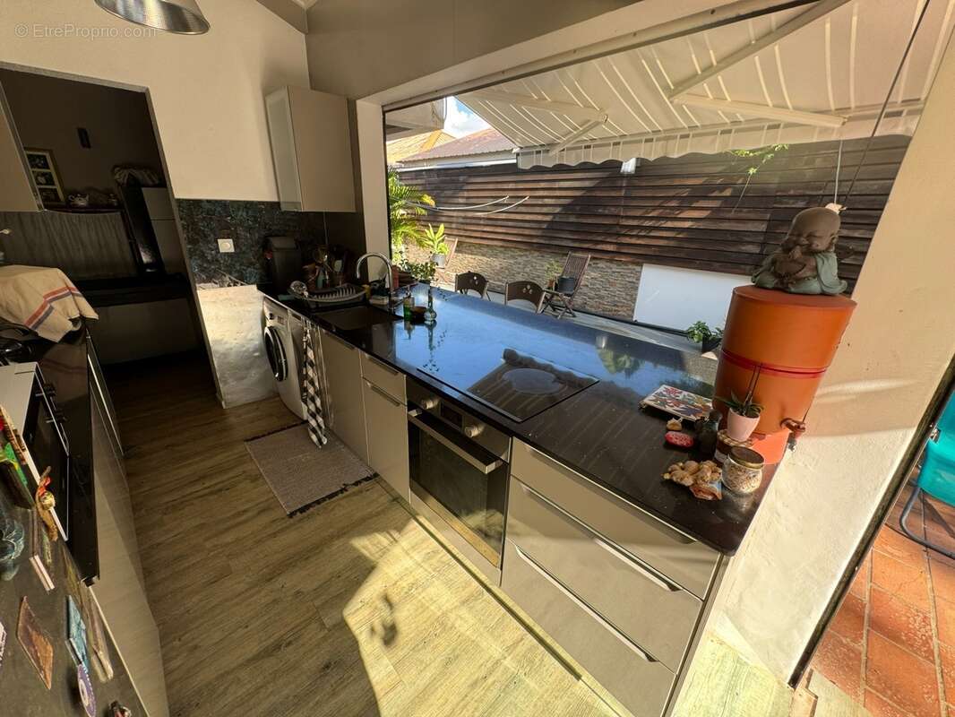 Magnifique maison T5 mitoyenne à l'entrée de BOURDA - photo 13