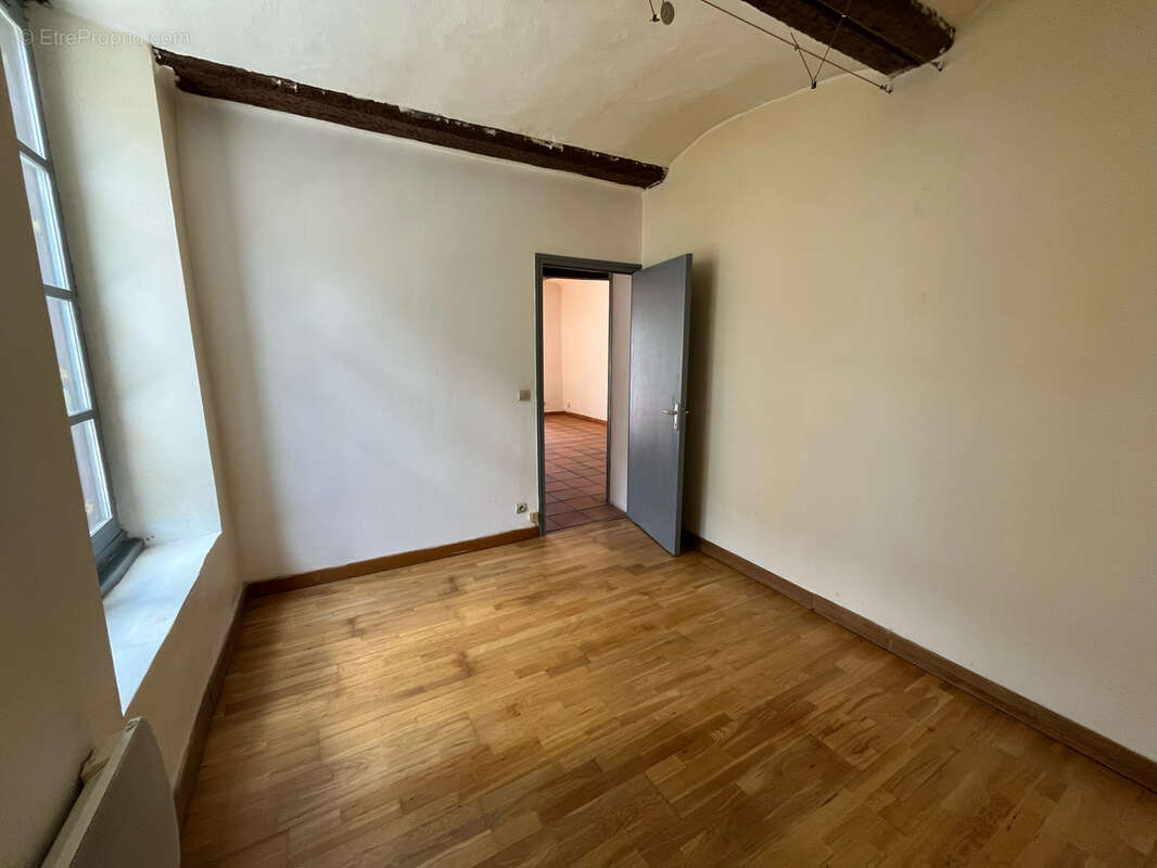 Appartement à GANGES
