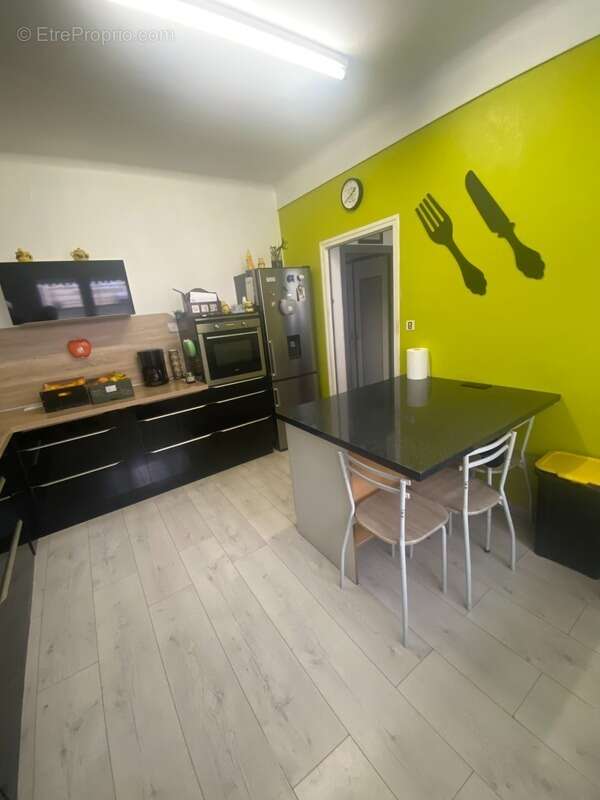 Maison à DECAZEVILLE