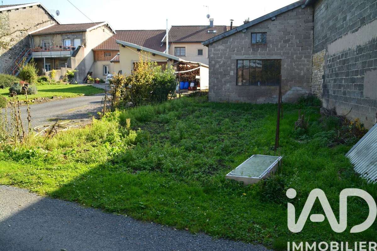Maison 110 m² à Dombrot-Le-Sec  - photo 6