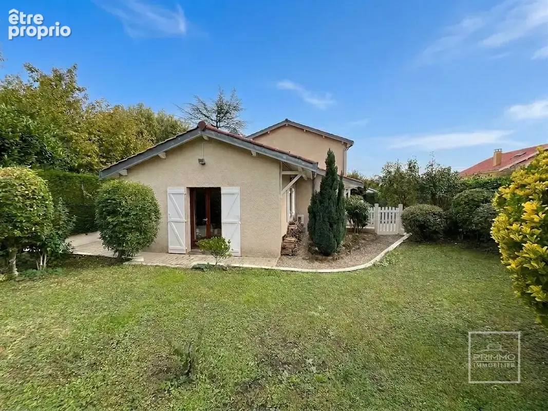 Saint Didier Au Mont D Or maison avec suite parentale de plain pied et jardin clos et plat - photo 10
