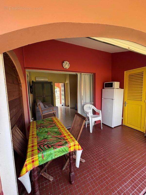 A VENDRE : Studio 20m² à Sainte-Anne (97227) - photo 5