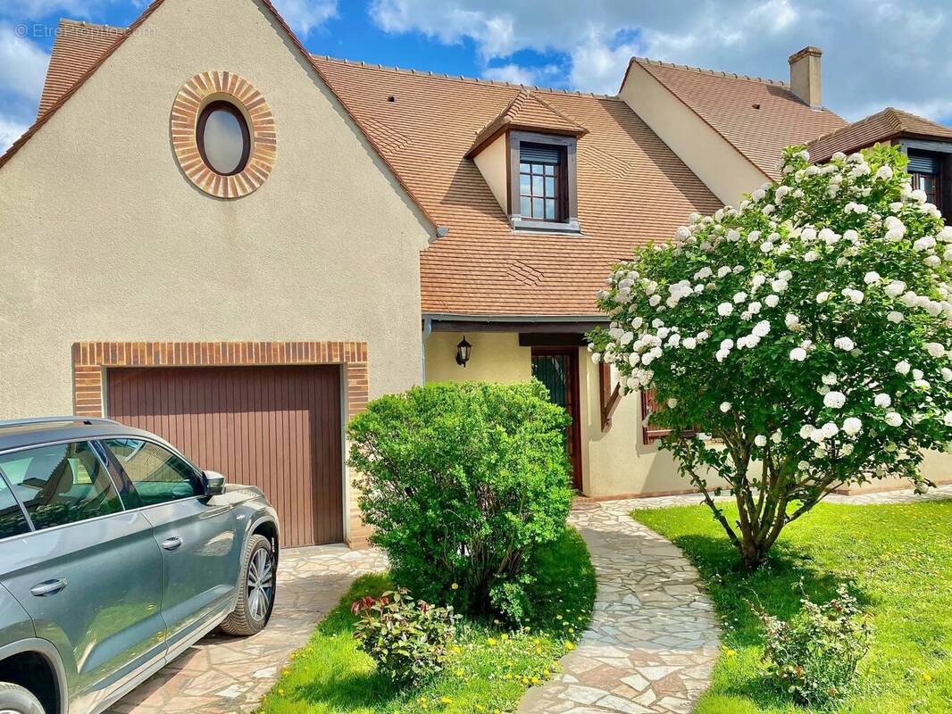 Maison à SAINT-GERMAIN-DE-LA-GRANGE