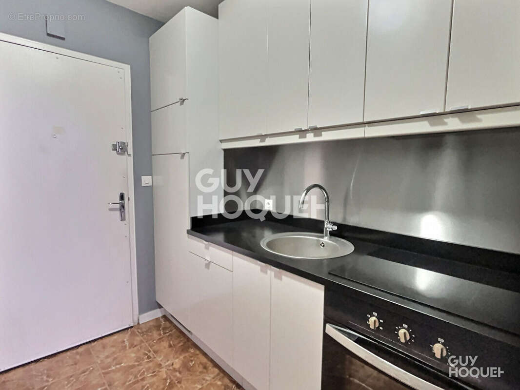 Appartement à AUBERVILLIERS