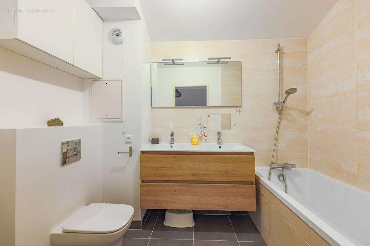 Appartement à CHATILLON