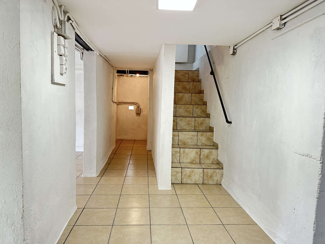 Maison à VAIRES-SUR-MARNE