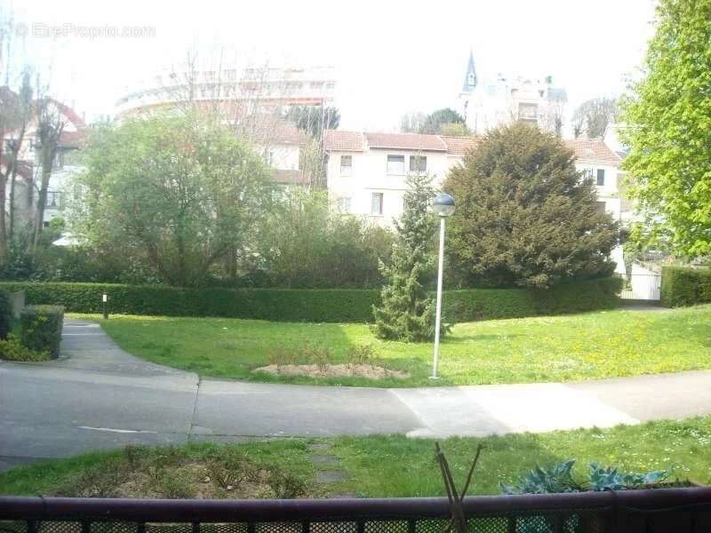 Appartement à LE PERREUX-SUR-MARNE