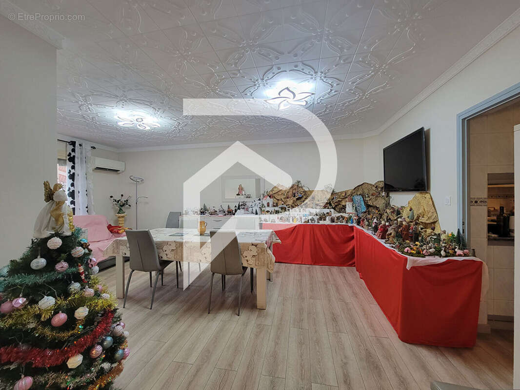 Maison à LATOUR-BAS-ELNE