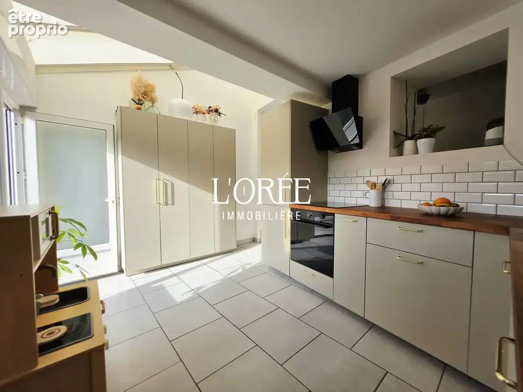 Maison de ville style bourgeoise renovee - 105 m2 - 3 chambres - terrasse - jardin - photo 5