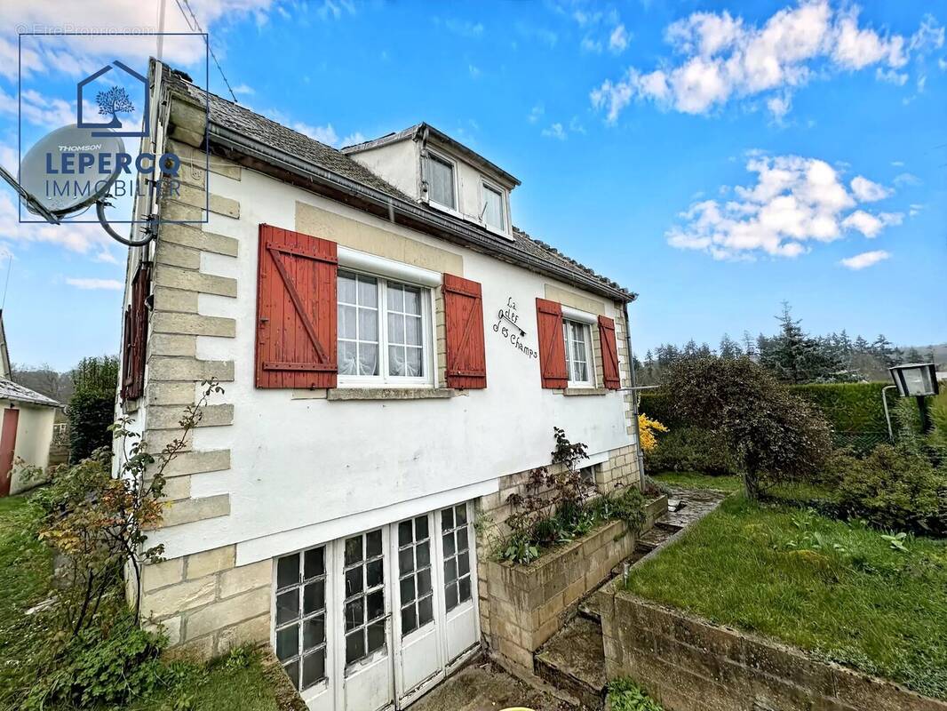Maison à EMEVILLE