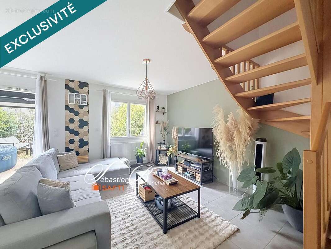 Maison 110 m² à Clarafond-Arcine  - photo 4