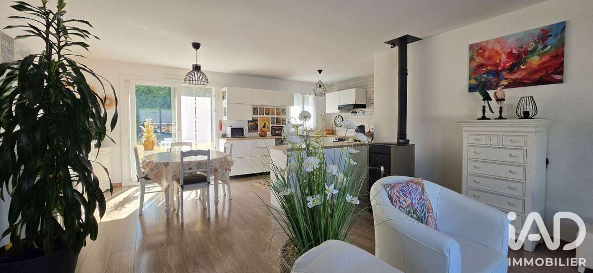 Maison 98 m² à Crugny  - photo 5