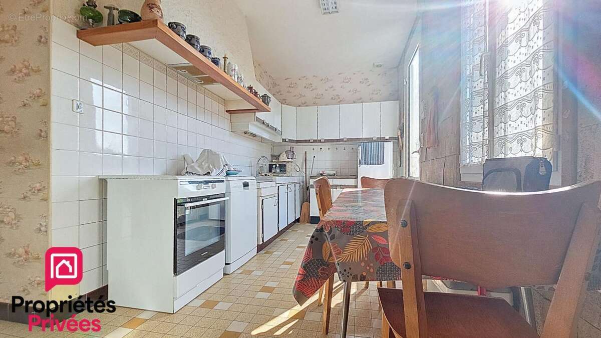 Maison à LES MATHES