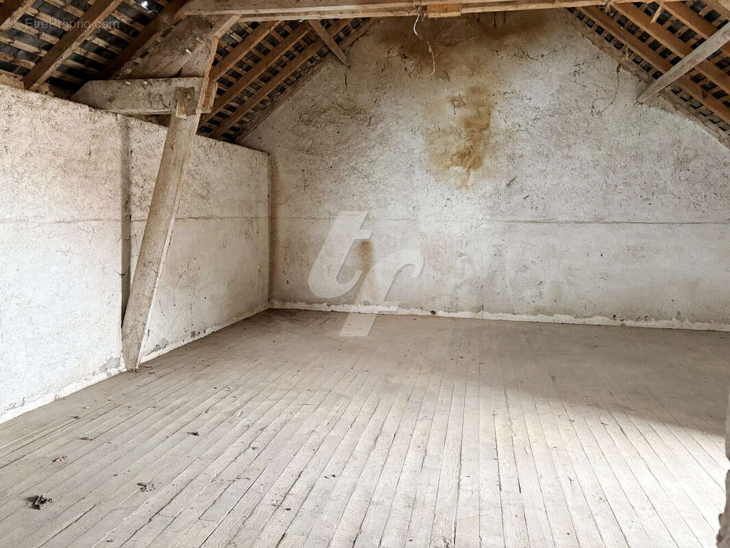 Maison 110 m² à Treillieres  - photo 8