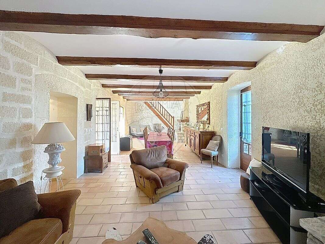 Maison à ALLEGRE-LES-FUMADES