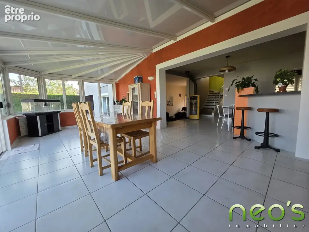 Maison 7 pièces 138 m² à vendre à Le May-Sur-Evre (49122) - photo 2