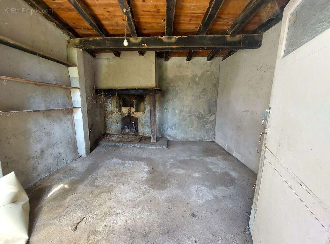 20260410113644 - Maison à AURIGNAC
