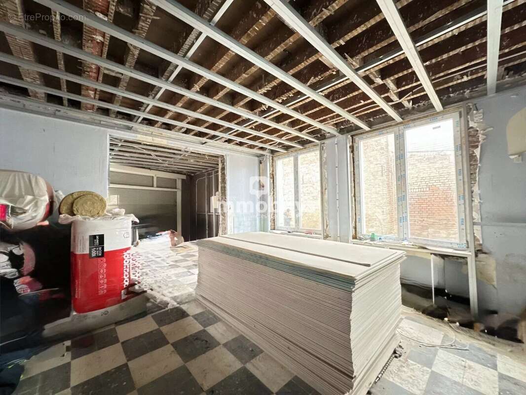 Maison à SIN-LE-NOBLE