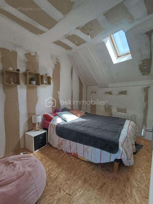 Maison en pierre 108 m² - photo 8