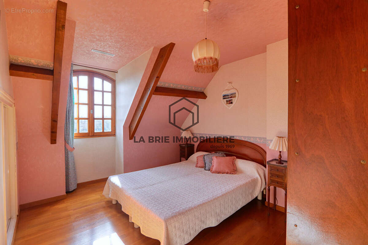 Maison à VILLECRESNES