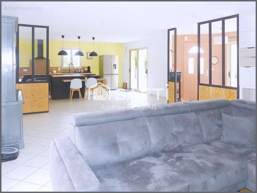 Photo 2 - Maison à MAUZE-SUR-LE-MIGNON