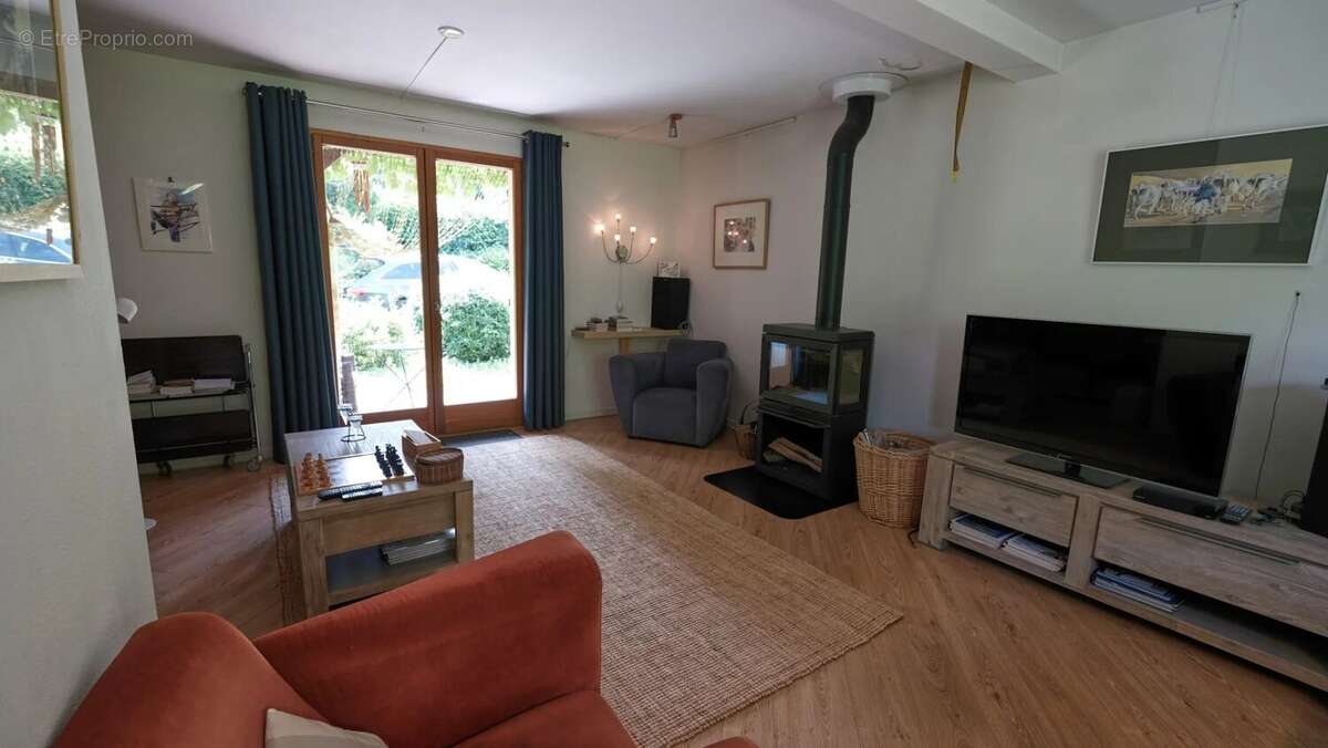 À vendre au cœur du Morvan : maison confortable avec piscine - photo 7