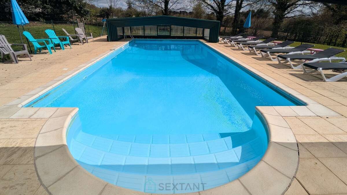 Grande maison en pierres de 265 m²  8 chambres  Fort potentiel d'accueil  Idéal gîte ou grande famille - photo 2