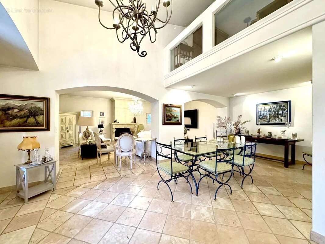 37mn cannes à speracedes vente villa individuelle sur terrain plat avec piscine - photo 4