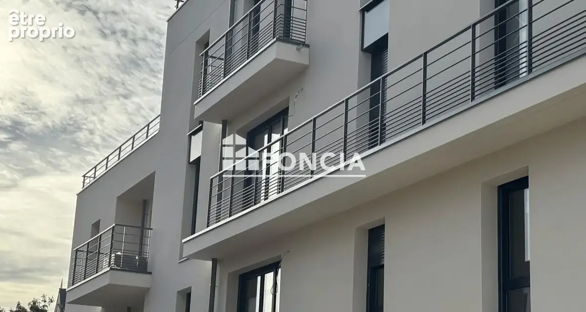 Appartement T4 neuf traversant, balcon, beaux volumes, vue dégagée, nouvelle petite résidence de standing bien située - photo 2