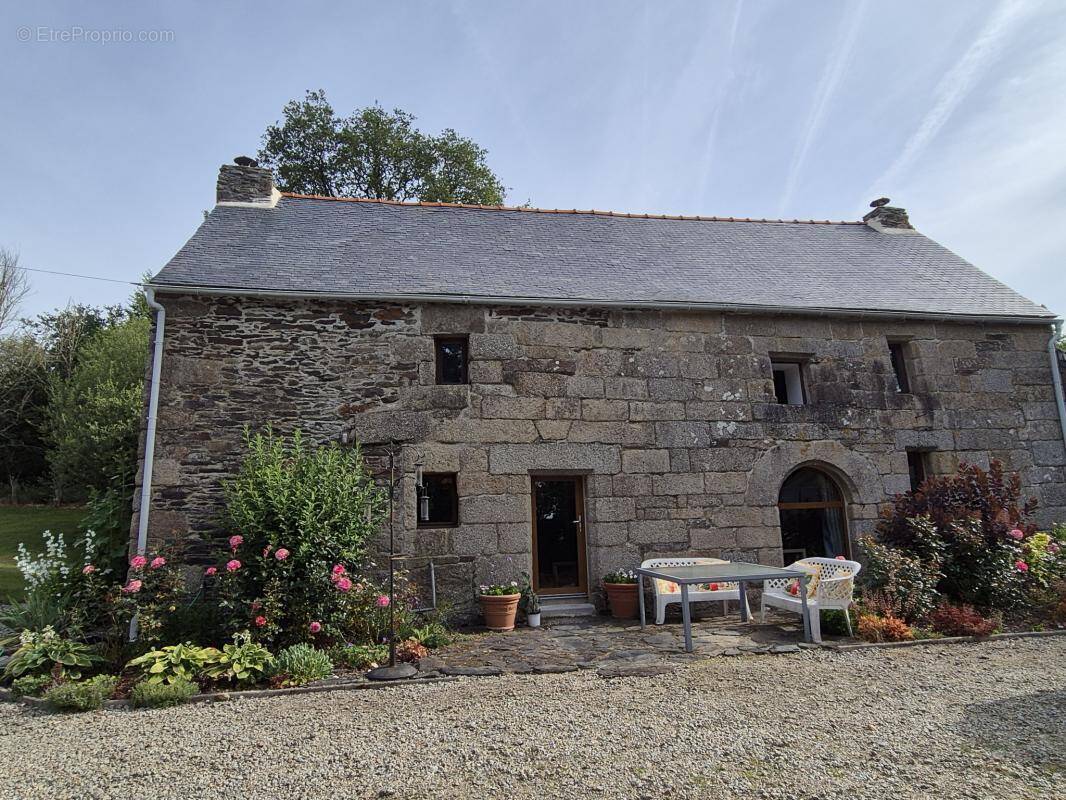 Maison à KERGRIST-MOELOU
